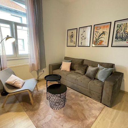 At Home - City Center Zágráb Kültér fotó