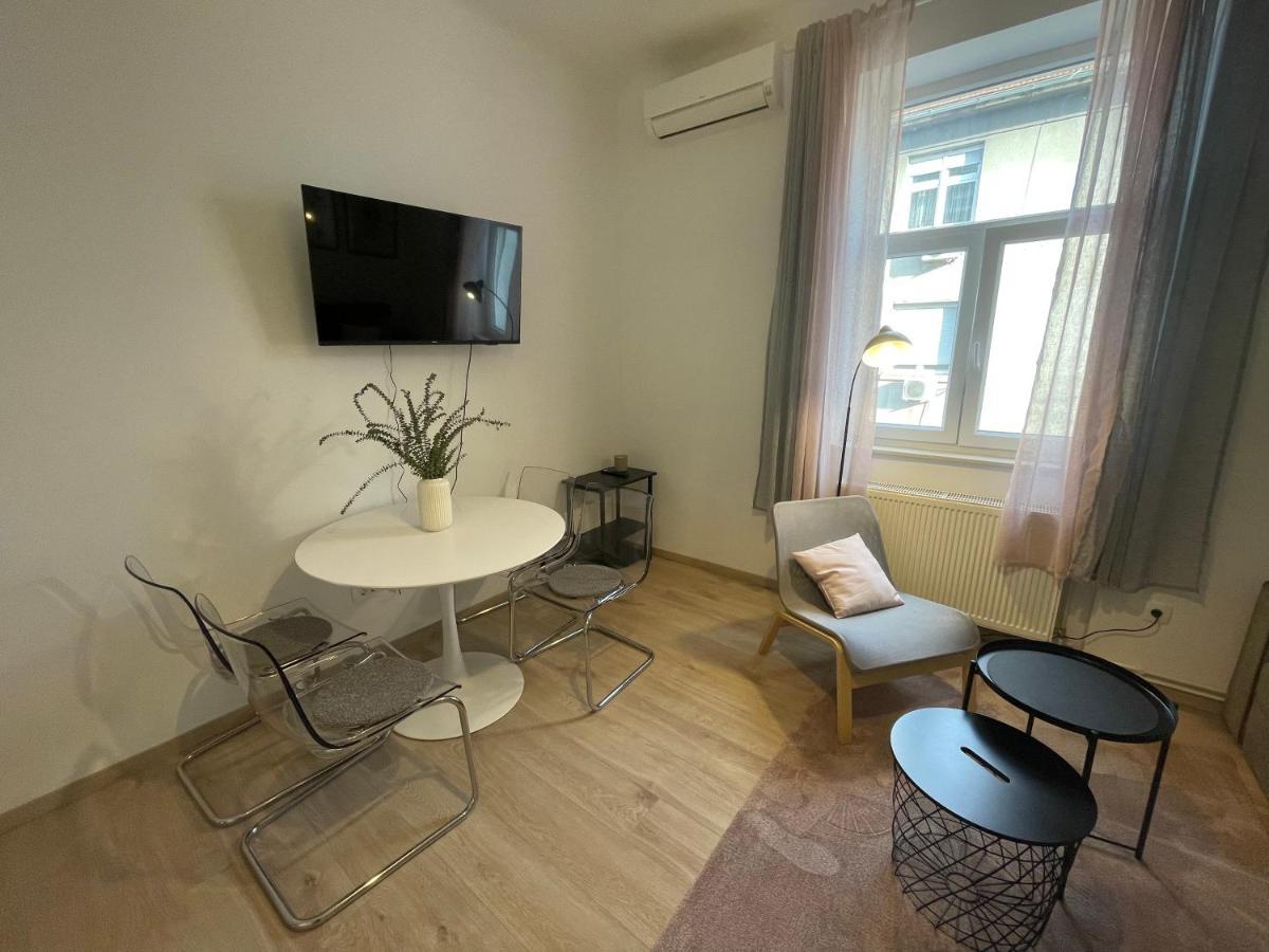 At Home - City Center Zágráb Kültér fotó